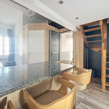 Apartment 30m2 Mezzanine - 50m Palais & Plages